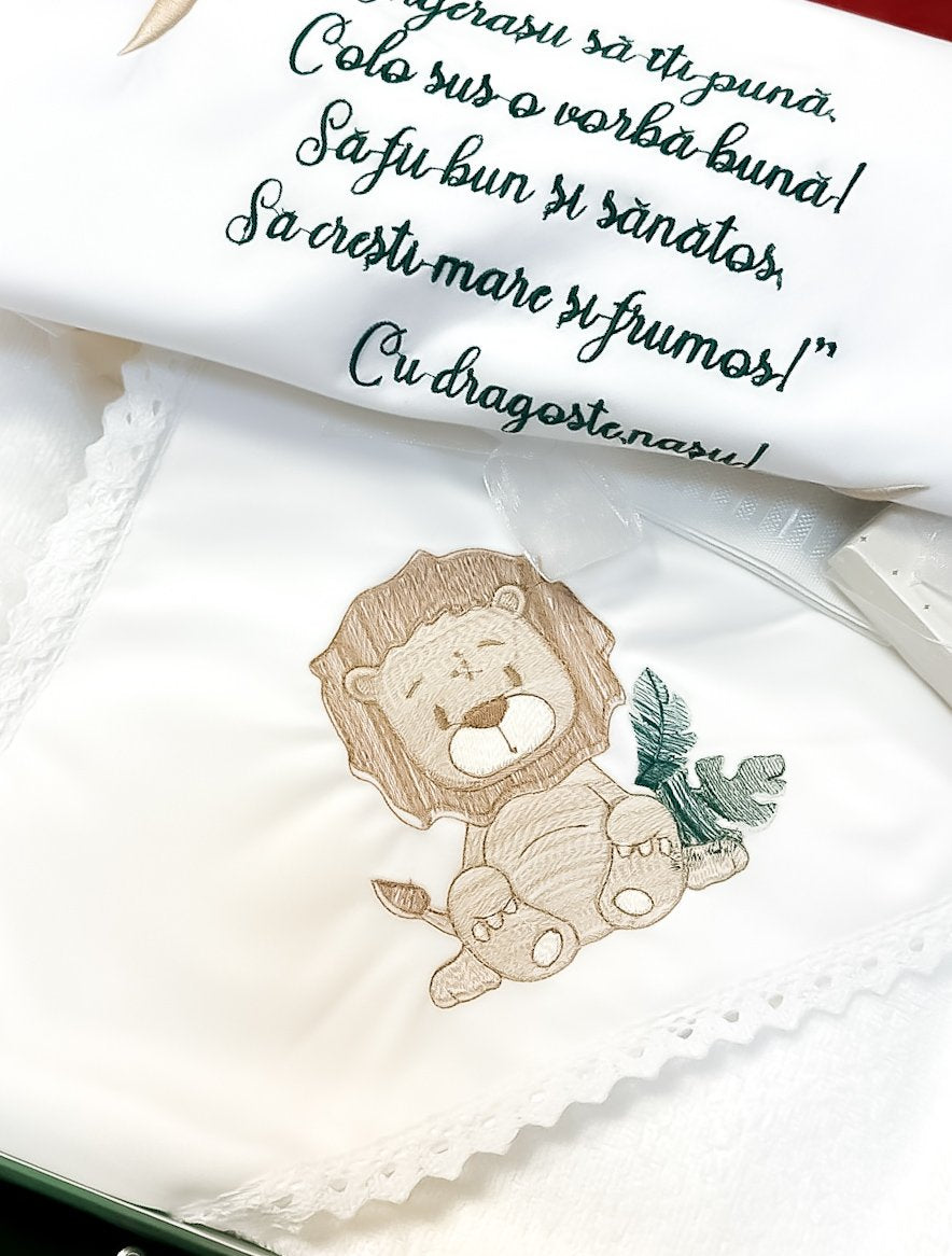 Costumaș botez pentru băieți Erik White Lion