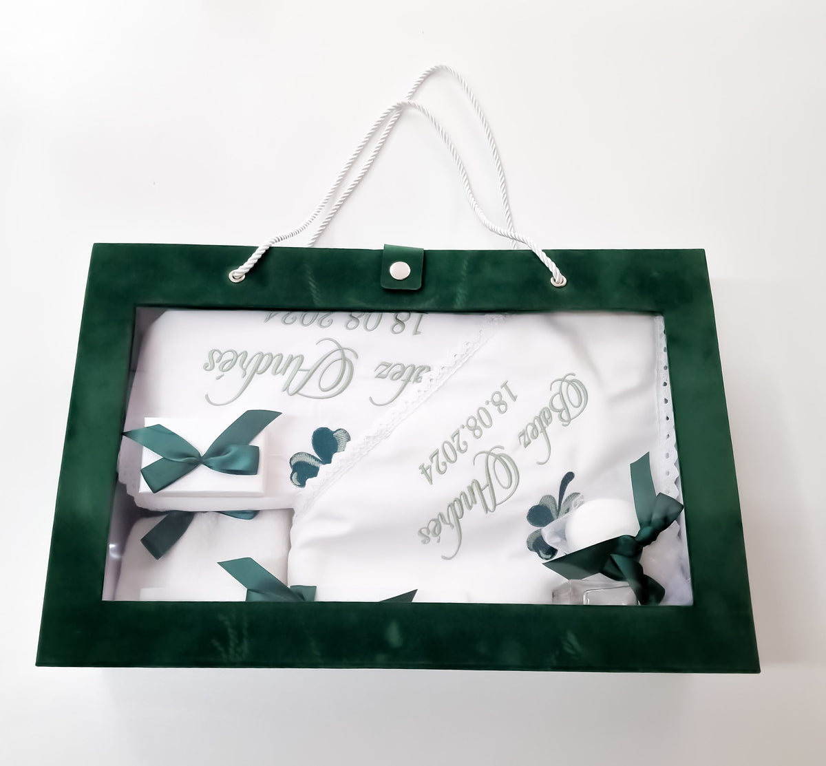Trusou Botez Băieți Green Clover