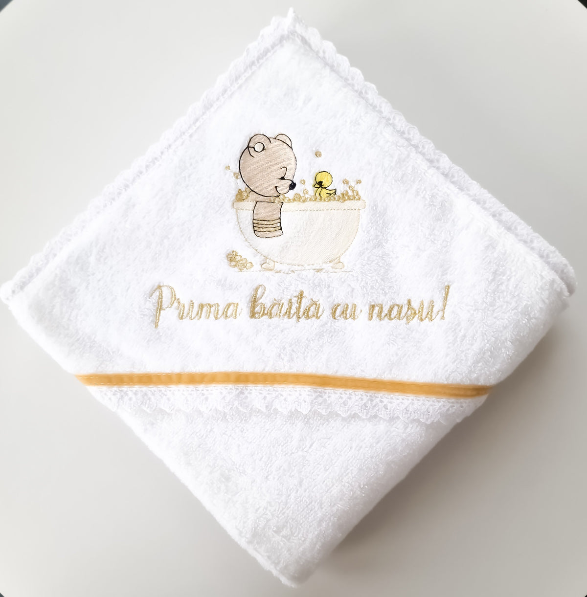 Prosop cu capișon personalizat pentru băieți "Prima baița cu nașii!" -Gold