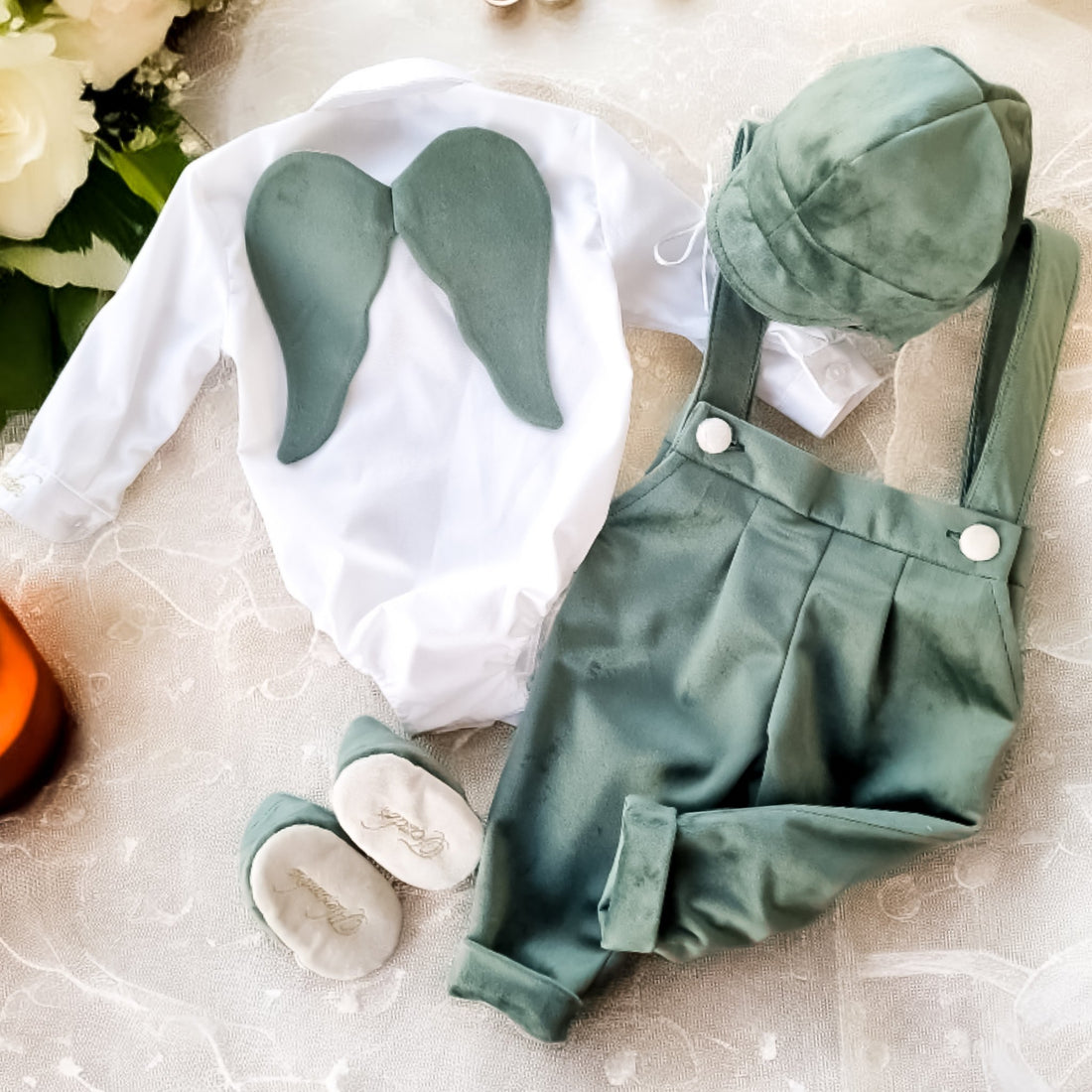 Costumaș botez pentru băieți Sabin Velvet With Wings ''Two Colors''