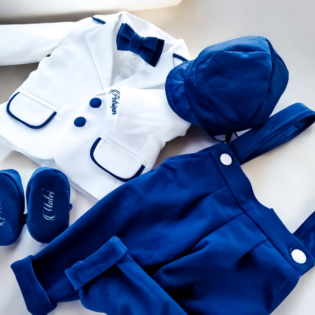 Costumaș botez pentru băieți Sabin  White/Bluemarine-Velvet Touch