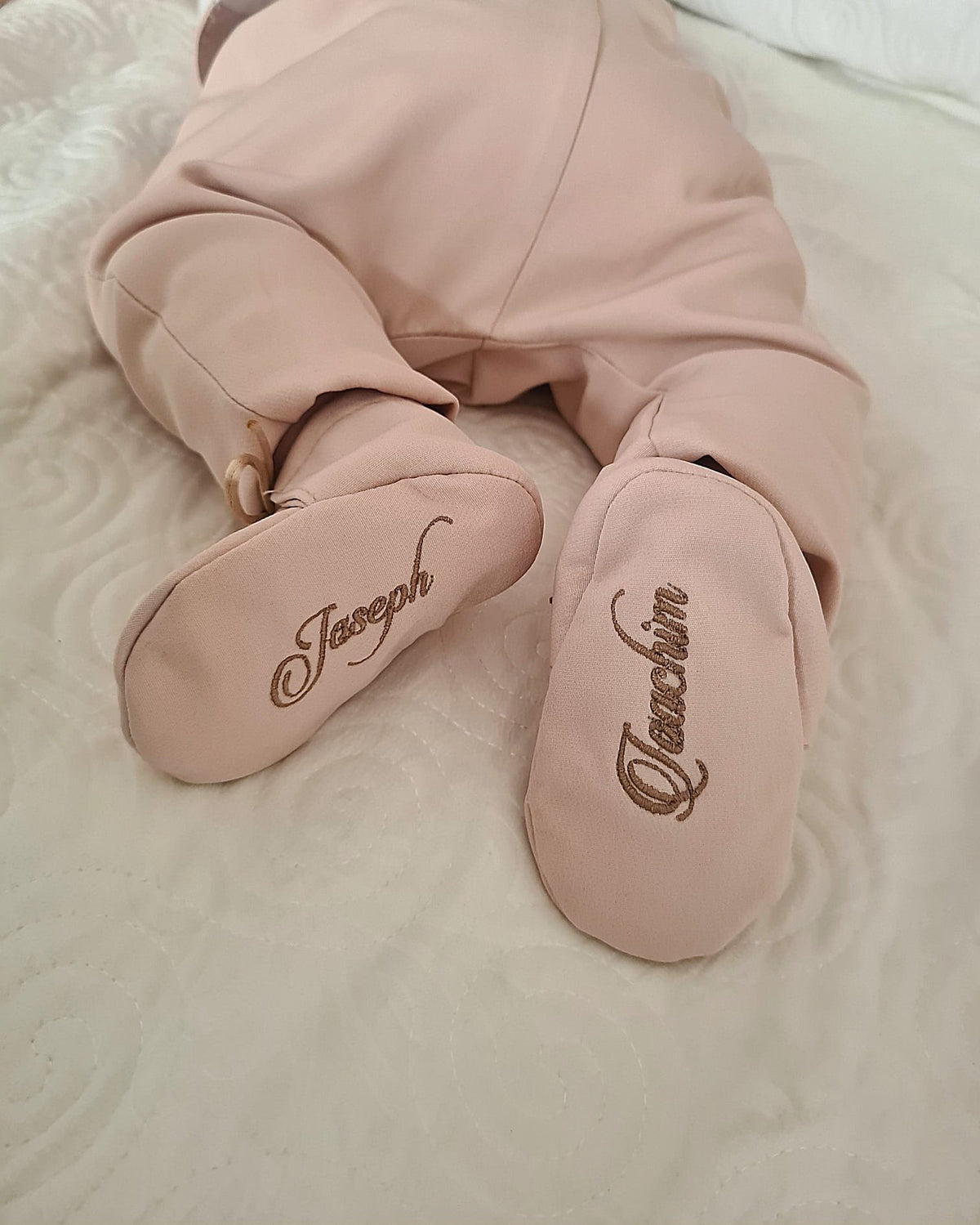 Costumaș botez pentru băieți Erik Beige