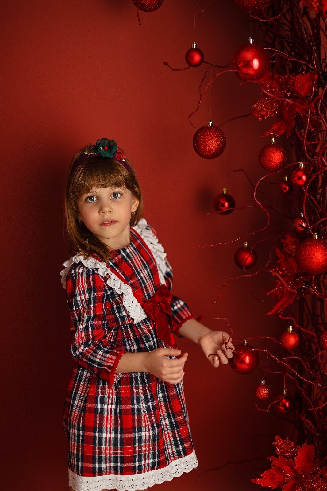 Rochie Elegantă de Crăciun pentru Fetițe – Magia Sărbătorilor de Iarna