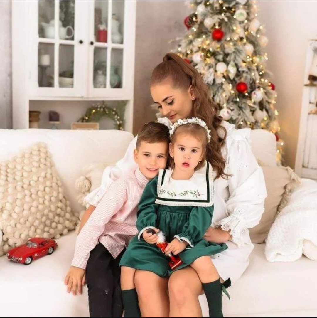 Rochie Crăciun Vintage din Catifea Verde cu Motive de Sărbătoare – Green