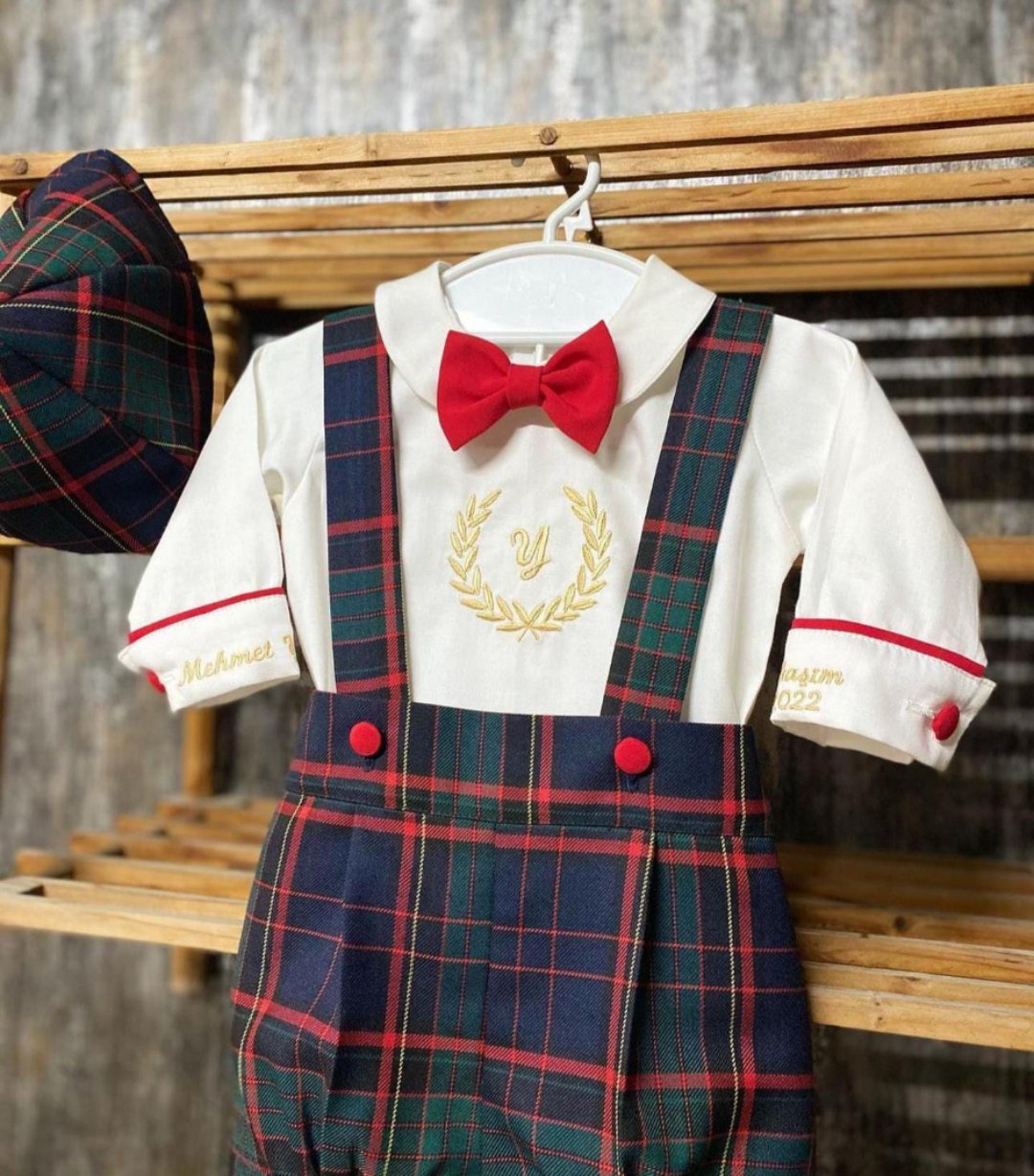 Costumaș festiv de Crăciun pentru băieți Nandy Check-personalizat la alegere