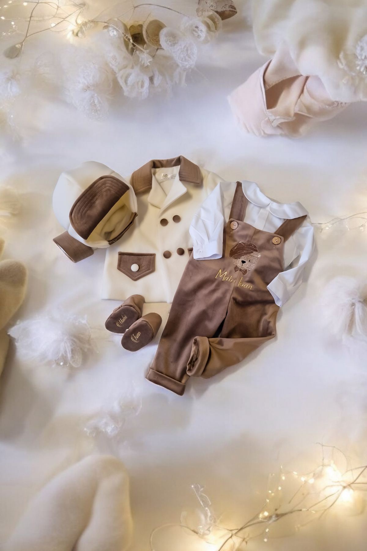 Paltonas botez pentru băieți Classical Beige