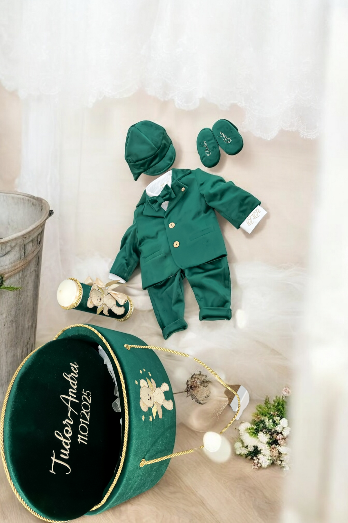 Set complet botez băieți Vintage Angel Teddy Bear- Costum botez + Trusou + Lumanare