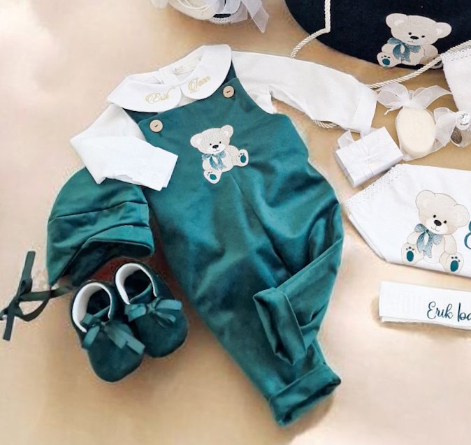 Costumaș botez pentru băieți Mark Green Velvet Bear