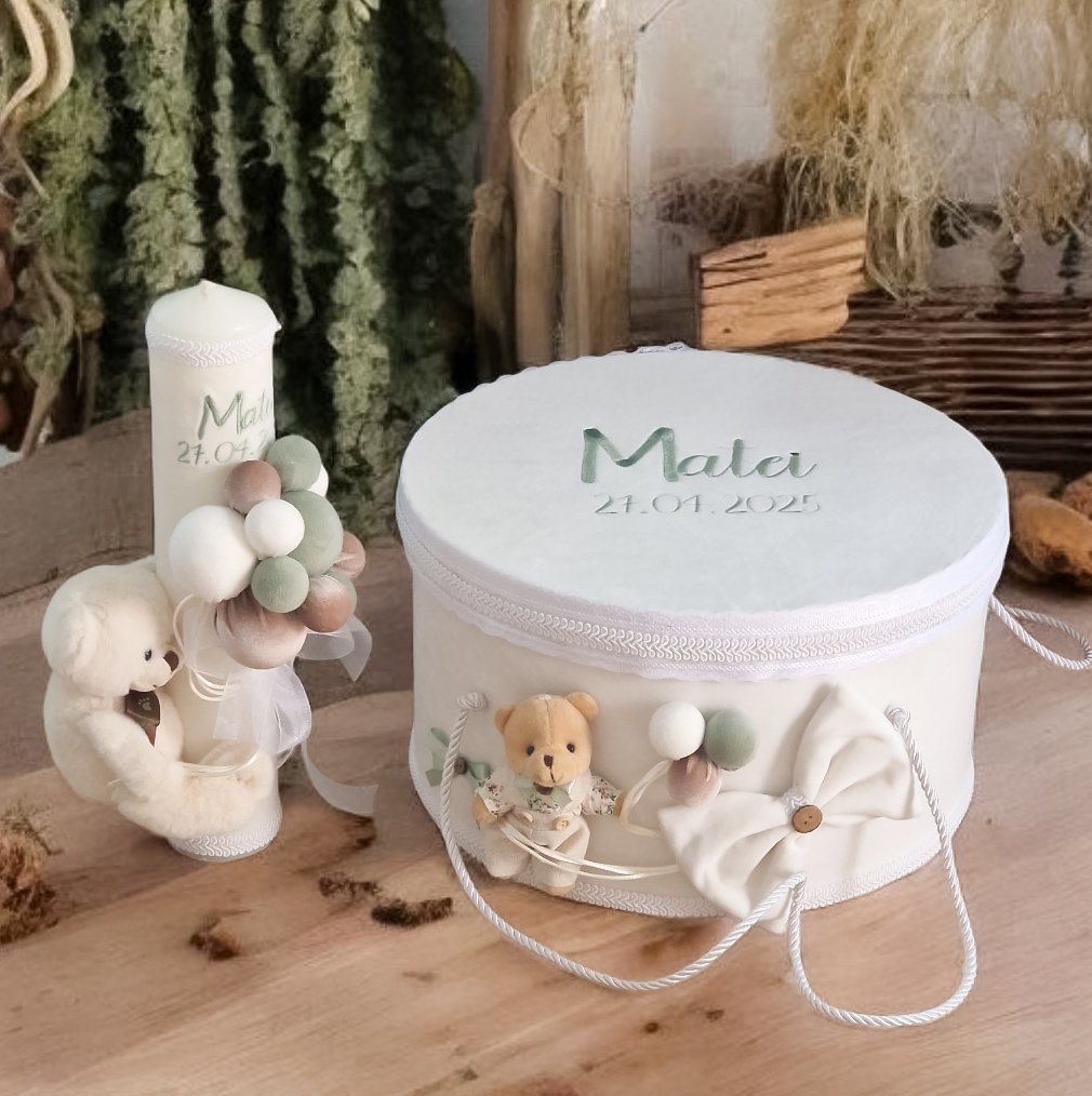 Lumanare Botez Teddy Bear With Balloons 3D Verde Oliv /Beige/Ivoire