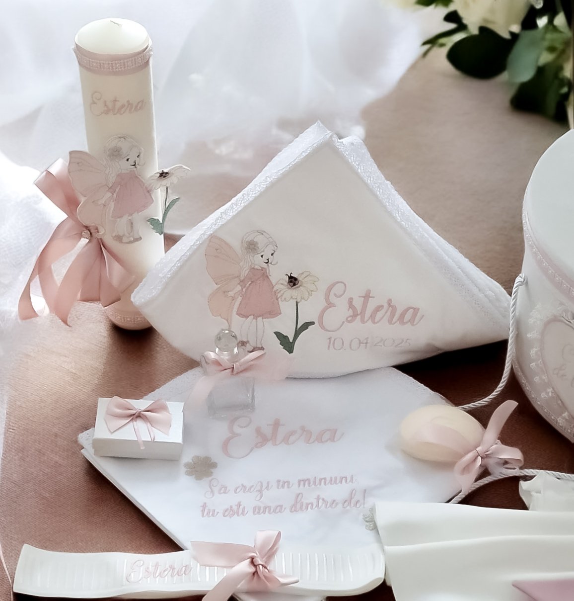 Set complet botez fetiță- Rochiță botez + Trusou + Lumanare -Fluttering Girl
