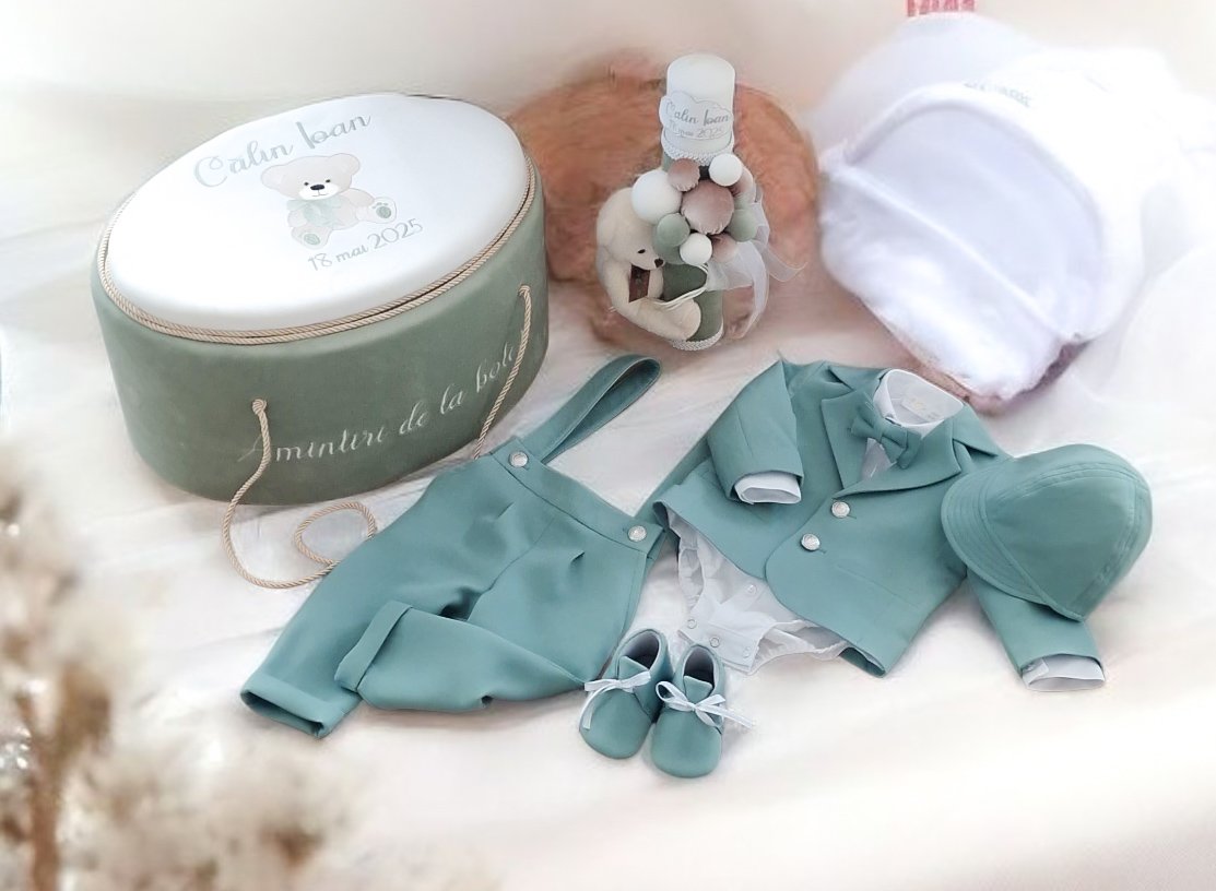 Set complet botez băieți  verde mentă - Costum botez + Trusou + Lumanare