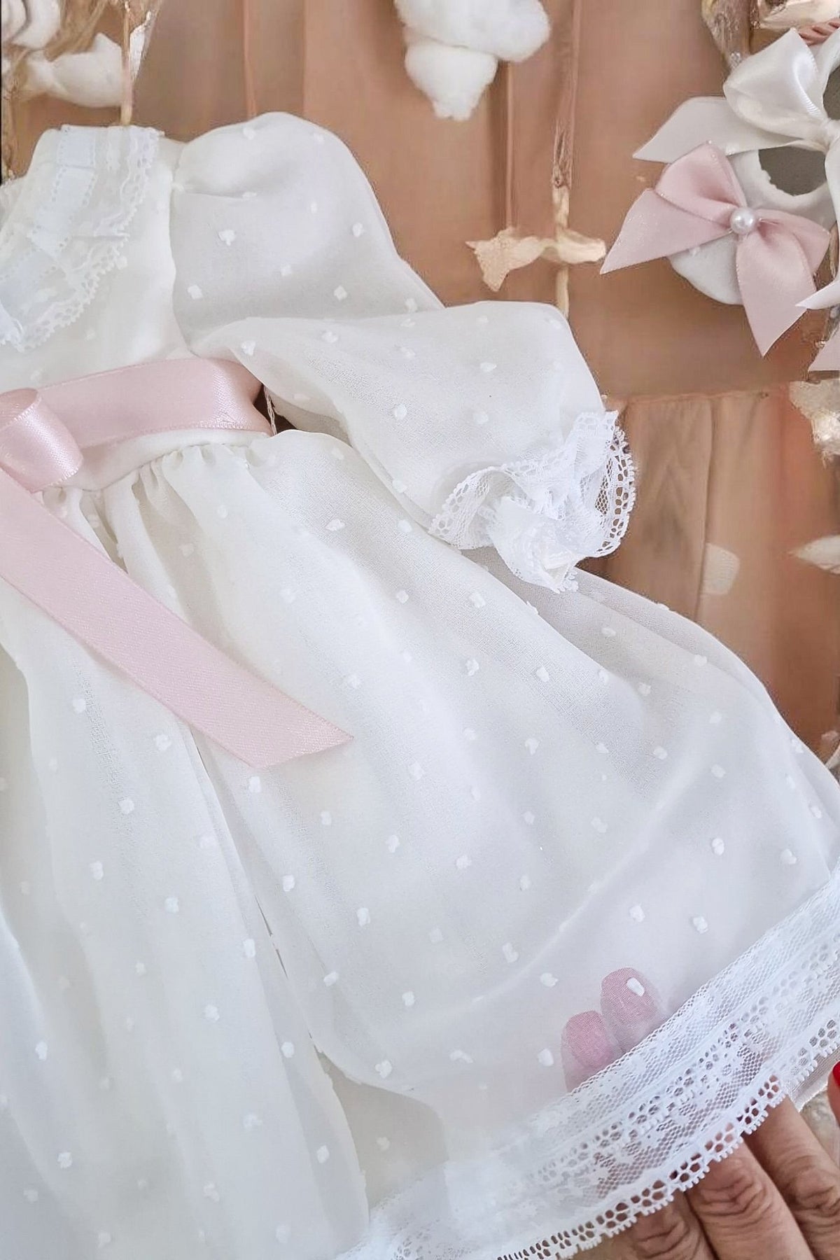 Set Complet Botez Fetiță Rochita Maria+Trusou+Lumanare Tematica Pisicuța Marie