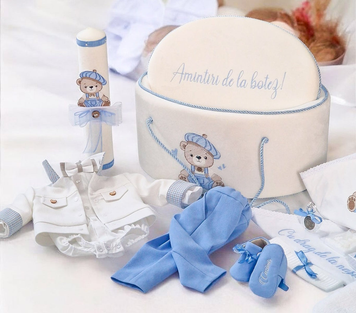 Set complet botez băieți  baby blue- Costum botez + Trusou + Lumanare