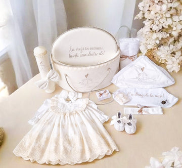 Set Complet Botez Fetiță Rochita +Trusou+Lumanare