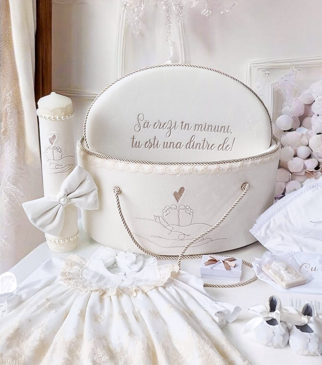 Set Complet Botez Fetiță Rochita +Trusou+Lumanare