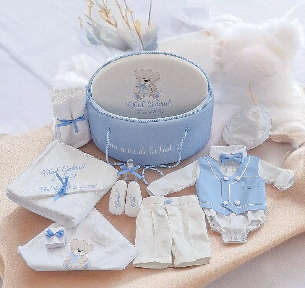 Set complet botez de vara băieți ivoire /bleo - Costum botez + Trusou