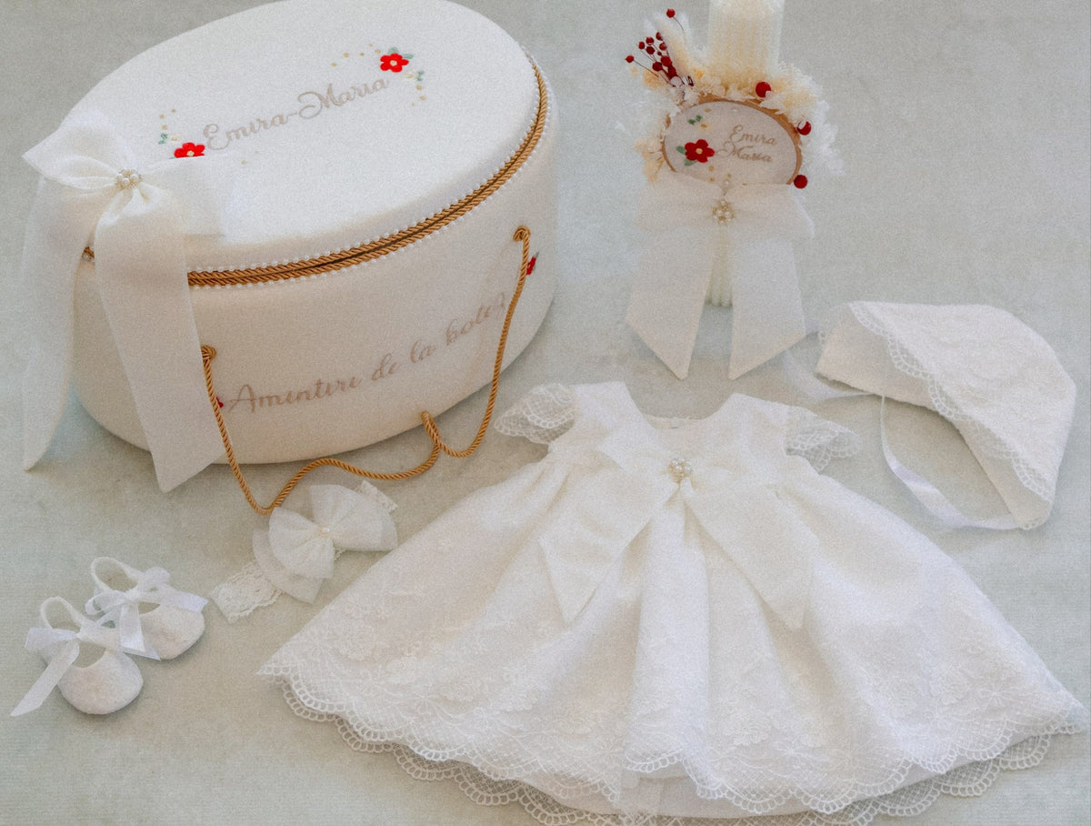 Set Complet Botez Fetiță Charlotte Rochita +Trusou+Lumanare
