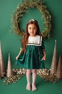 Rochie Crăciun Vintage din Catifea Verde cu Motive de Sărbătoare – Retro și Chic