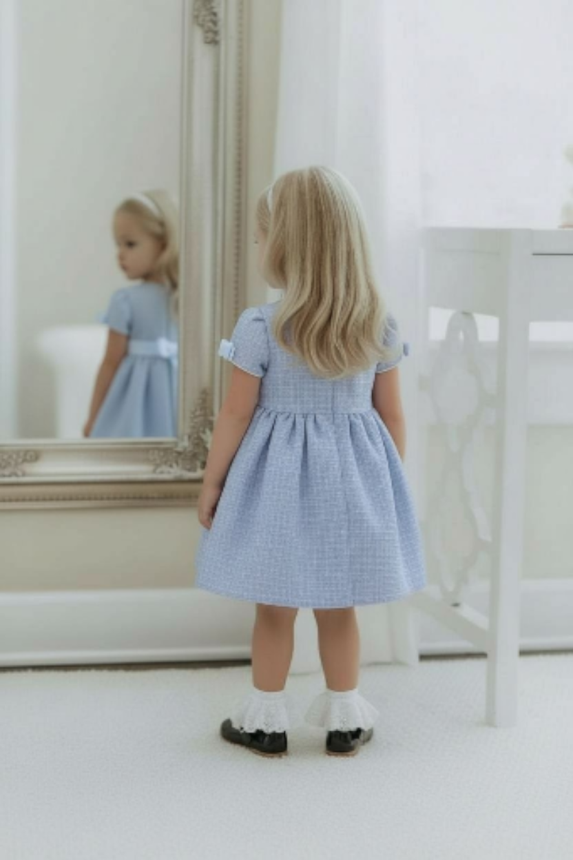 Rochiță fetițe din stofă Chanel bleu, cu fundiță și croi elegant