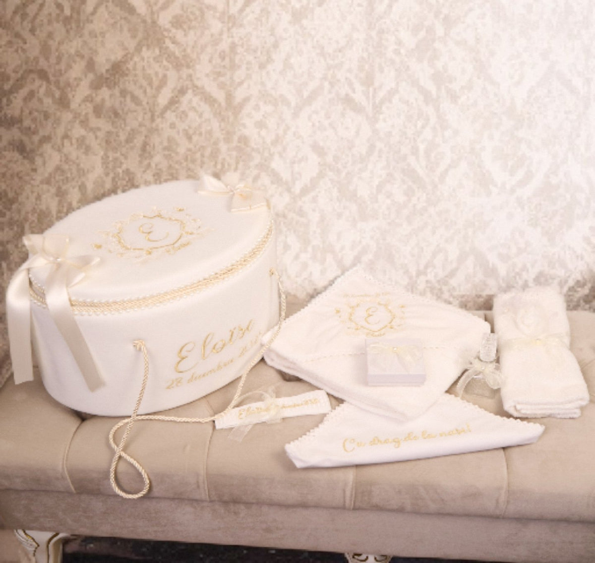 Set Complet Botez Fetiță Eloisë Ivory Rochita +Trusou+Lumanare