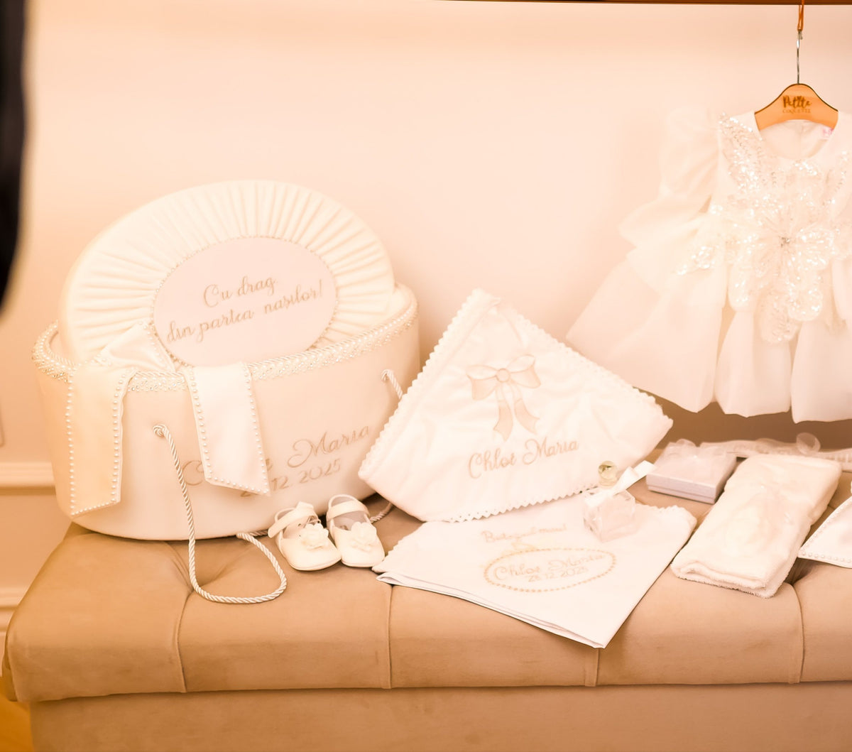 Set Complet Botez Fetiță Casryn Ivory Rochita +Trusou+Lumanare