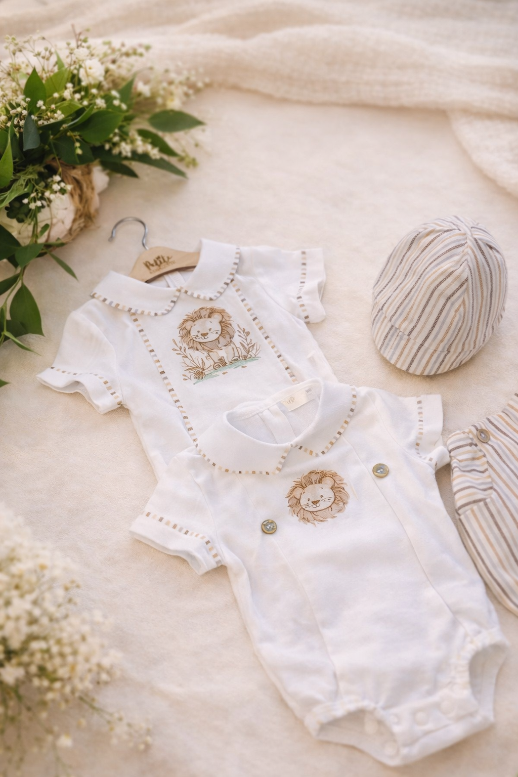 Costumaș botez pentru băieți Piedro Cotton