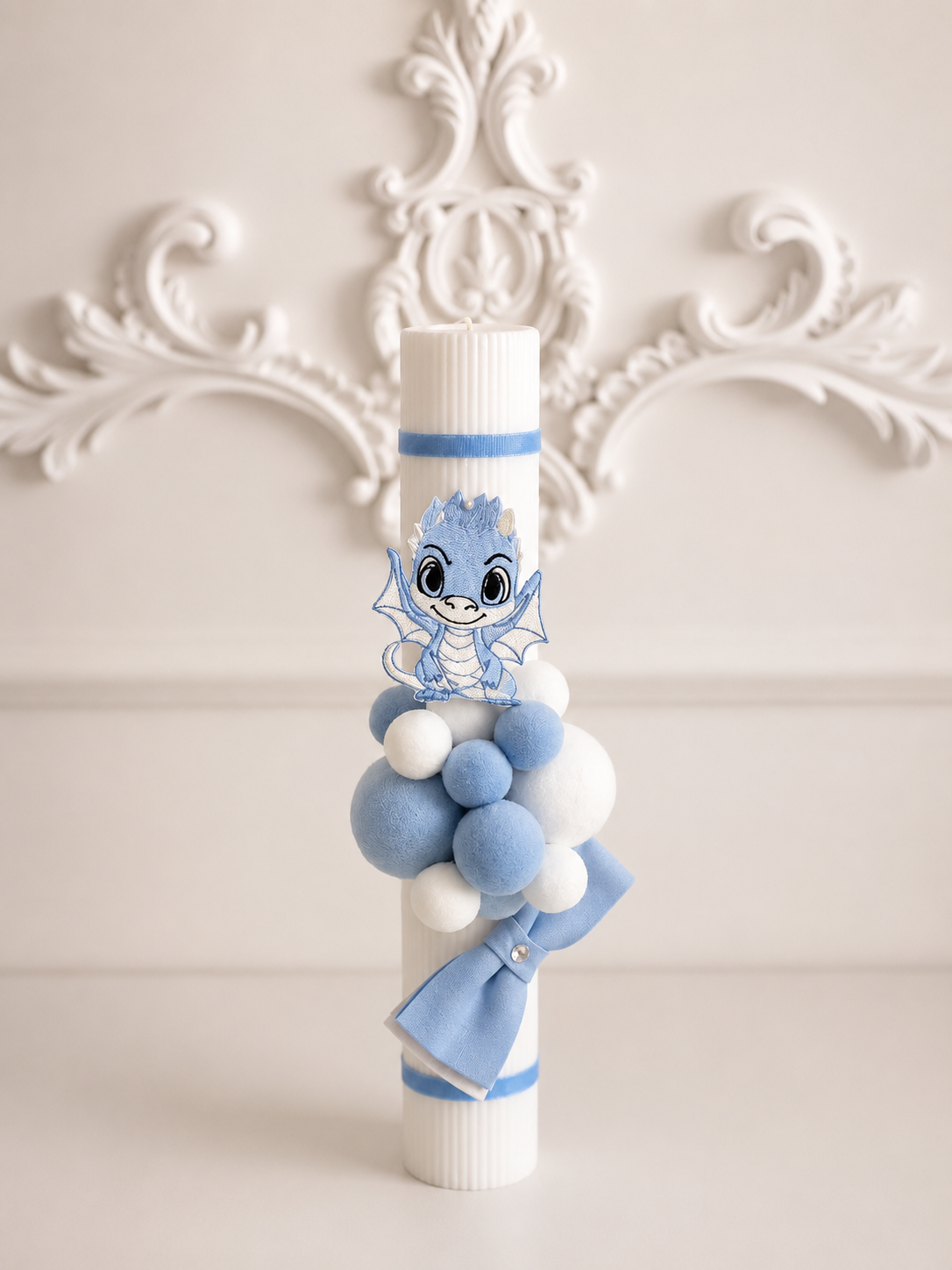 Set Botez Băiat Oscar ivoire/baby blue – Costum Elegant, Trusou Personalizat și Lumânare
