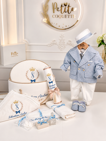 Set complet botez băiat Moretti  – costumaș, trusou și lumânare personalizată