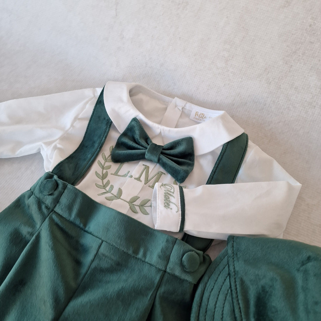 Costumaș botez pentru băieți Nandy Green Velvet