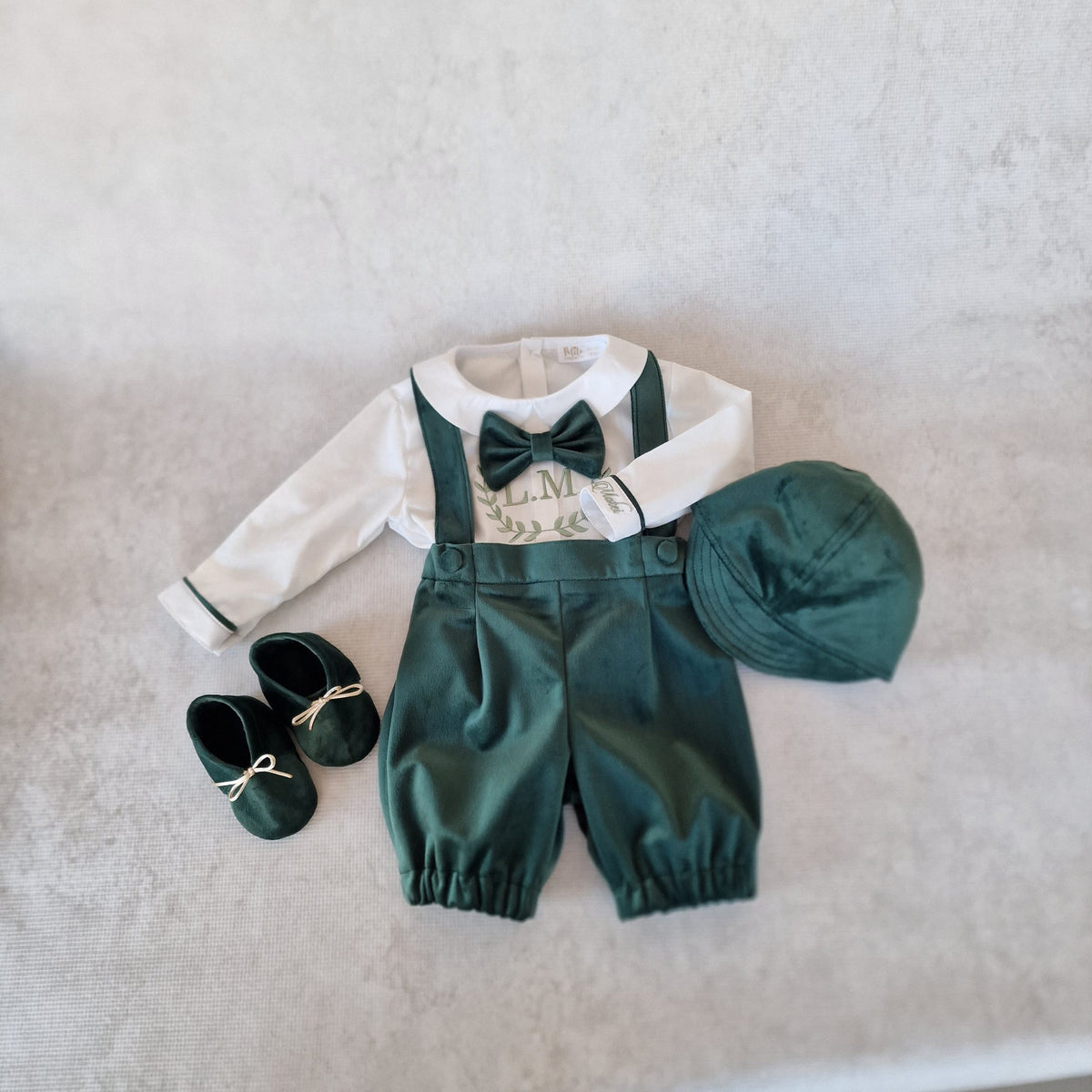 Costumaș botez pentru băieți Nandy Green Velvet