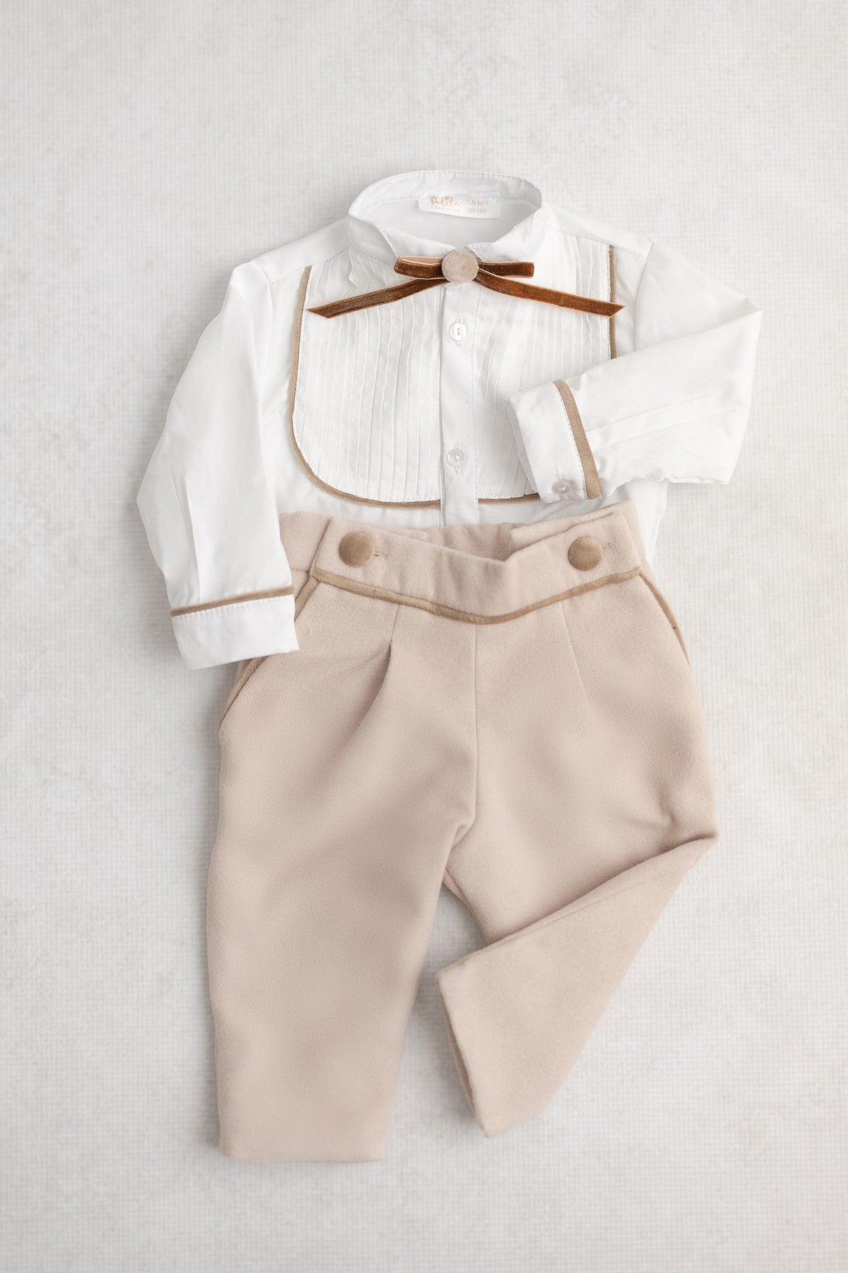 Costumaș botez pentru băieți Igor Beige
