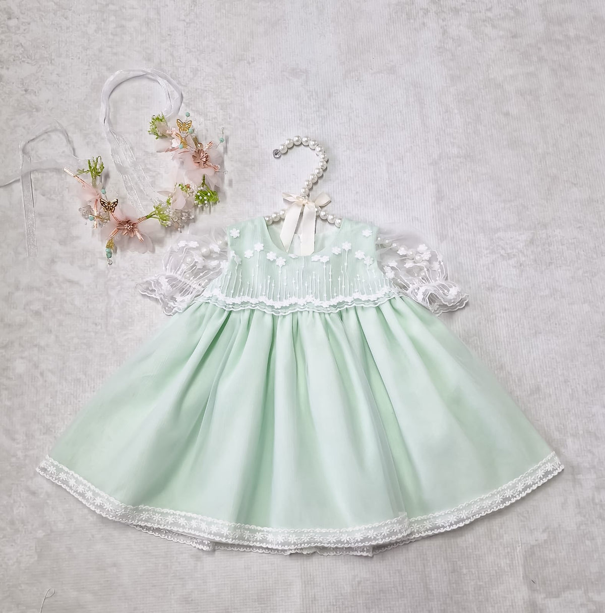 Rochiță verde menta botez Camille