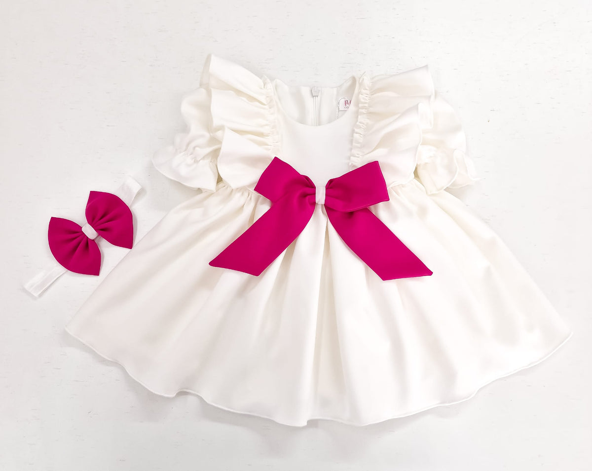 Rochiță botez ivoire cu funda magenta  Barbi